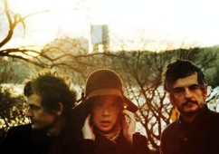 blonde_redhead2.jpg